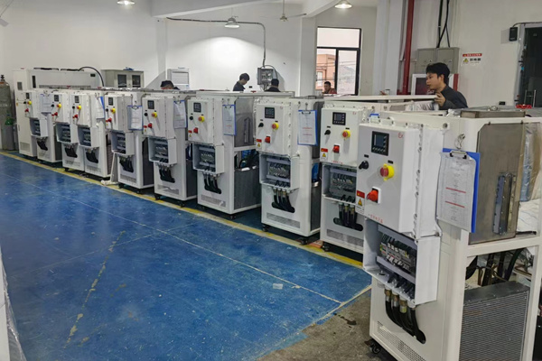 水冷式低溫冷凍機(jī)為什么會(huì)漏水？怎么解決？